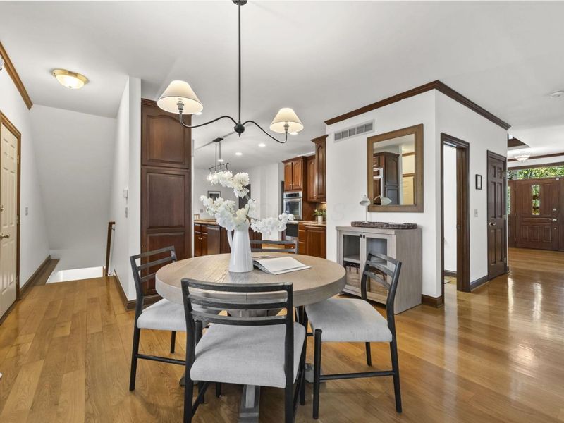 9776 Erin Woods Drive, Dublin, OH 43017 Photo 22