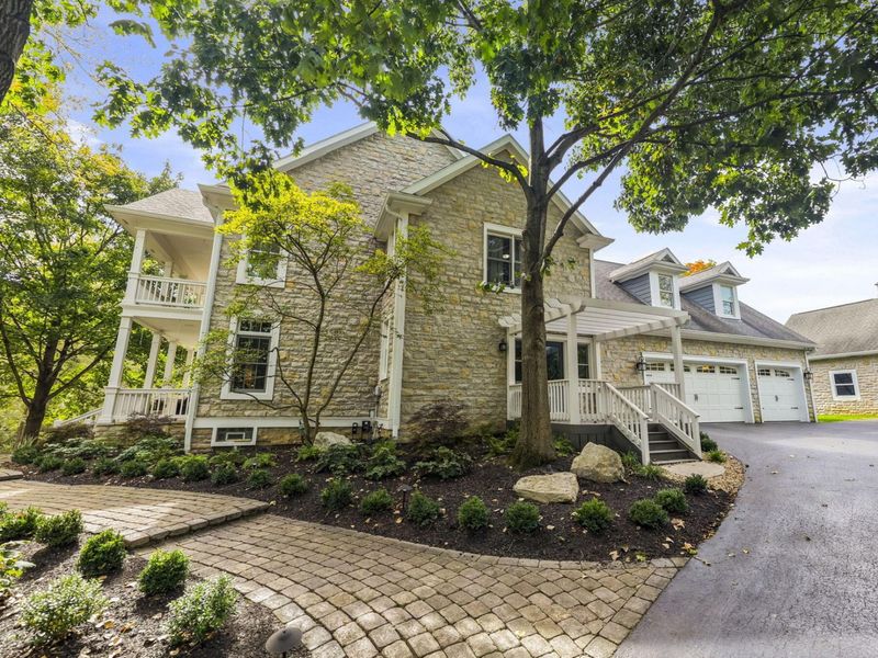 9776 Erin Woods Drive, Dublin, OH 43017 Photo 96