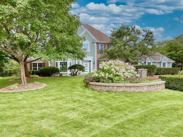 19865 Foxkirk COURT, Brookfield, WI 53045