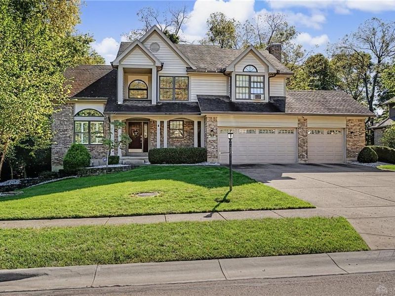 6547 Atterbury Court, Centerville, OH 45459 Photo 2