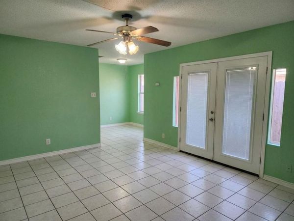 2600 Penny LN, Unit 116, Austin, TX 78757