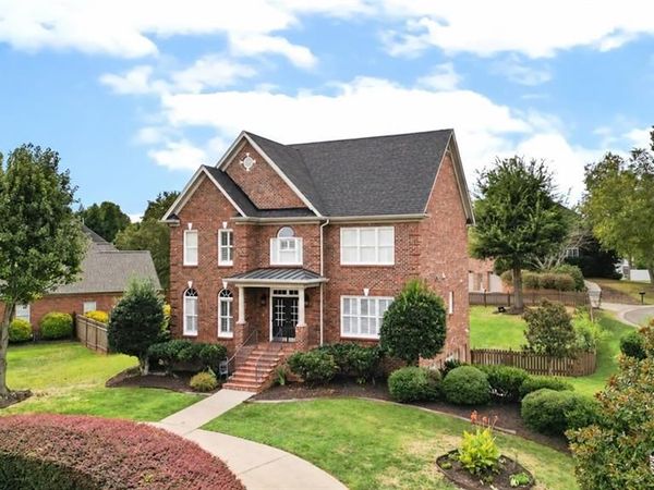 536 Hiddenbrooke Drive , Advance, NC 27006