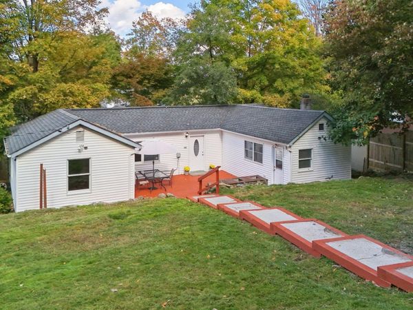 12 Crest Drive , Mahopac, NY 10541