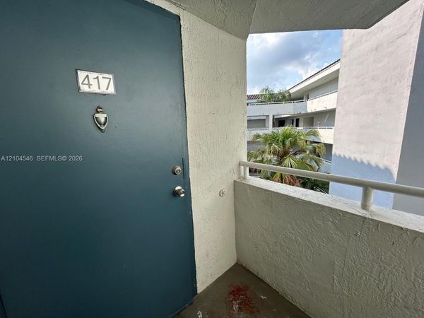 Unit B-417, Miami, FL 33193