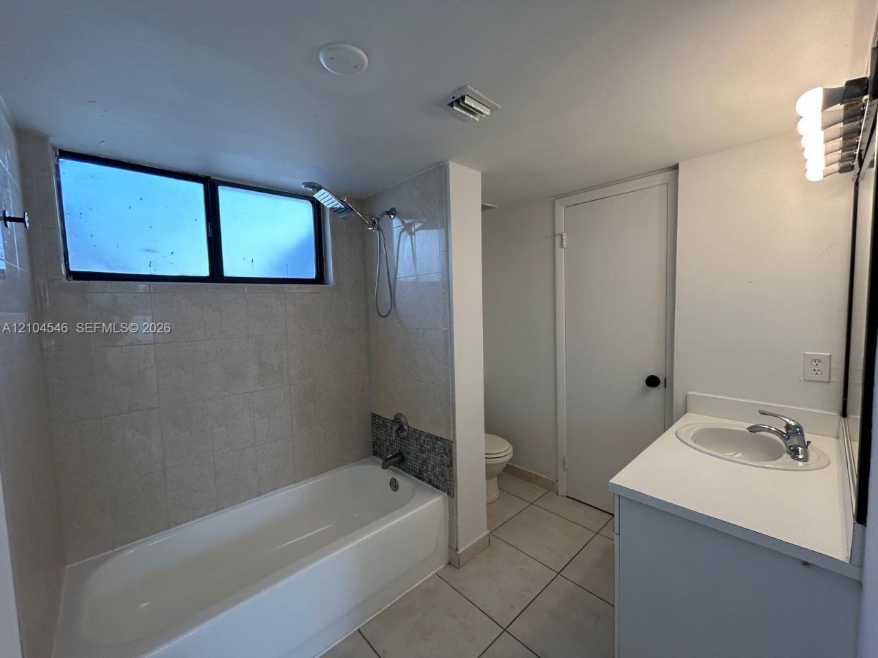 Please Call For Address, Unit B-417, Miami, FL 33193 Photo