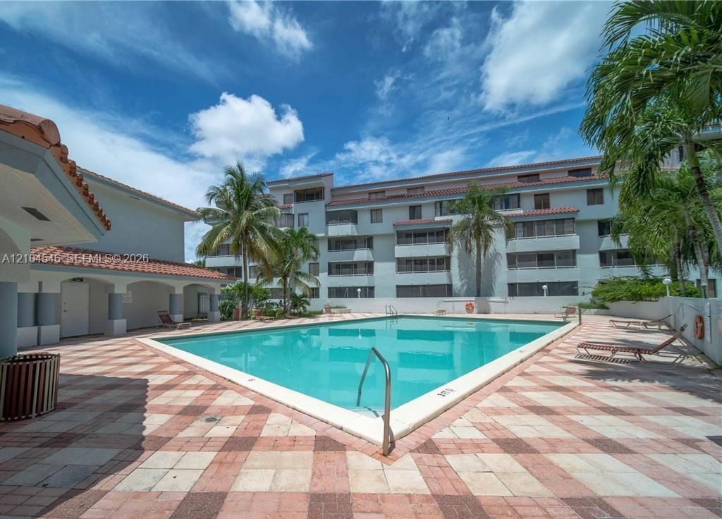 Please Call For Address, Unit B-417, Miami, FL 33193 Photo