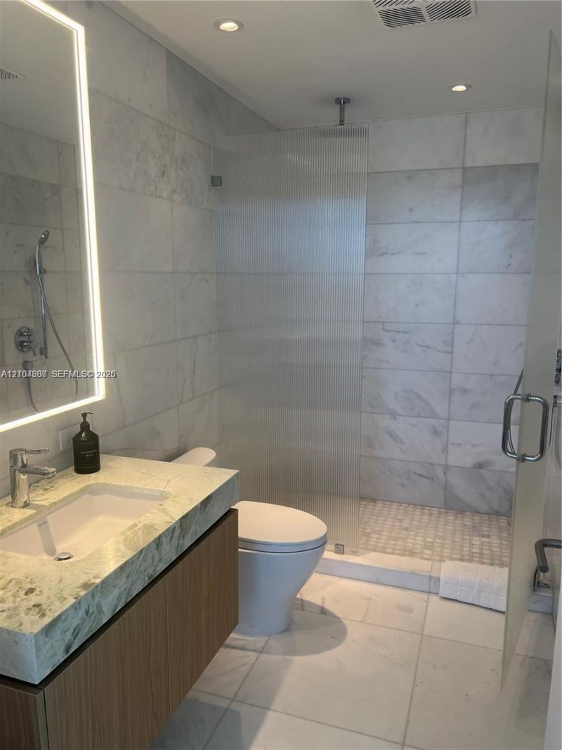 500 Alton Rd , Unit 1008, Miami Beach, FL 33139 Photo