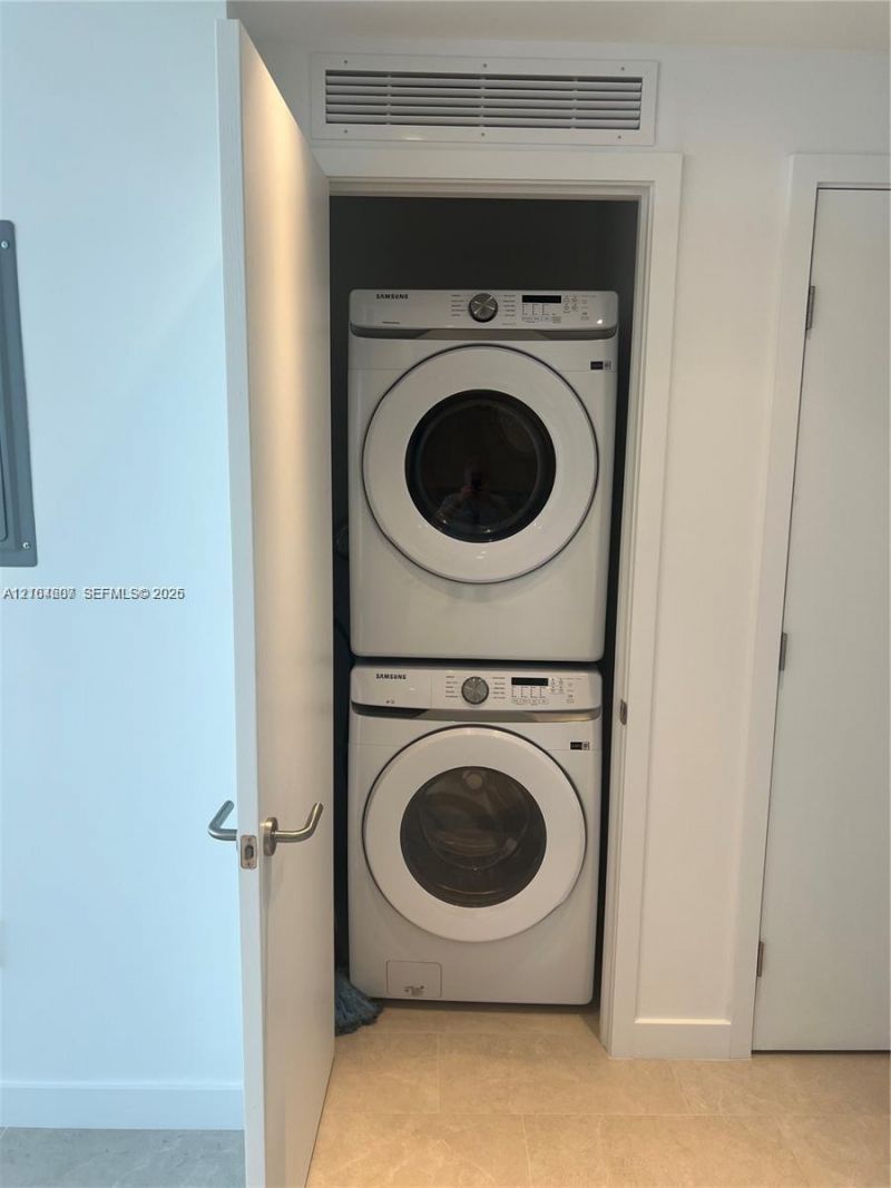 500 Alton Rd , Unit 1008, Miami Beach, FL 33139 Photo