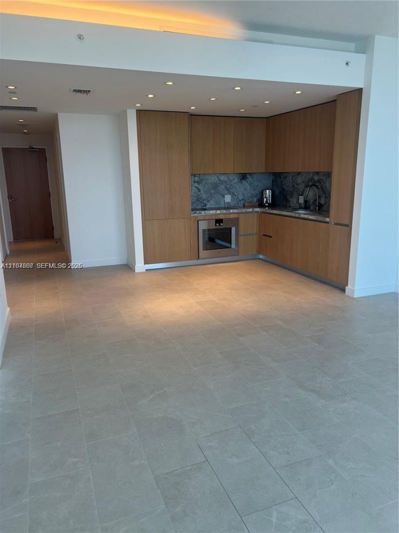 500 Alton Rd , Unit 1008, Miami Beach, FL 33139 Photo