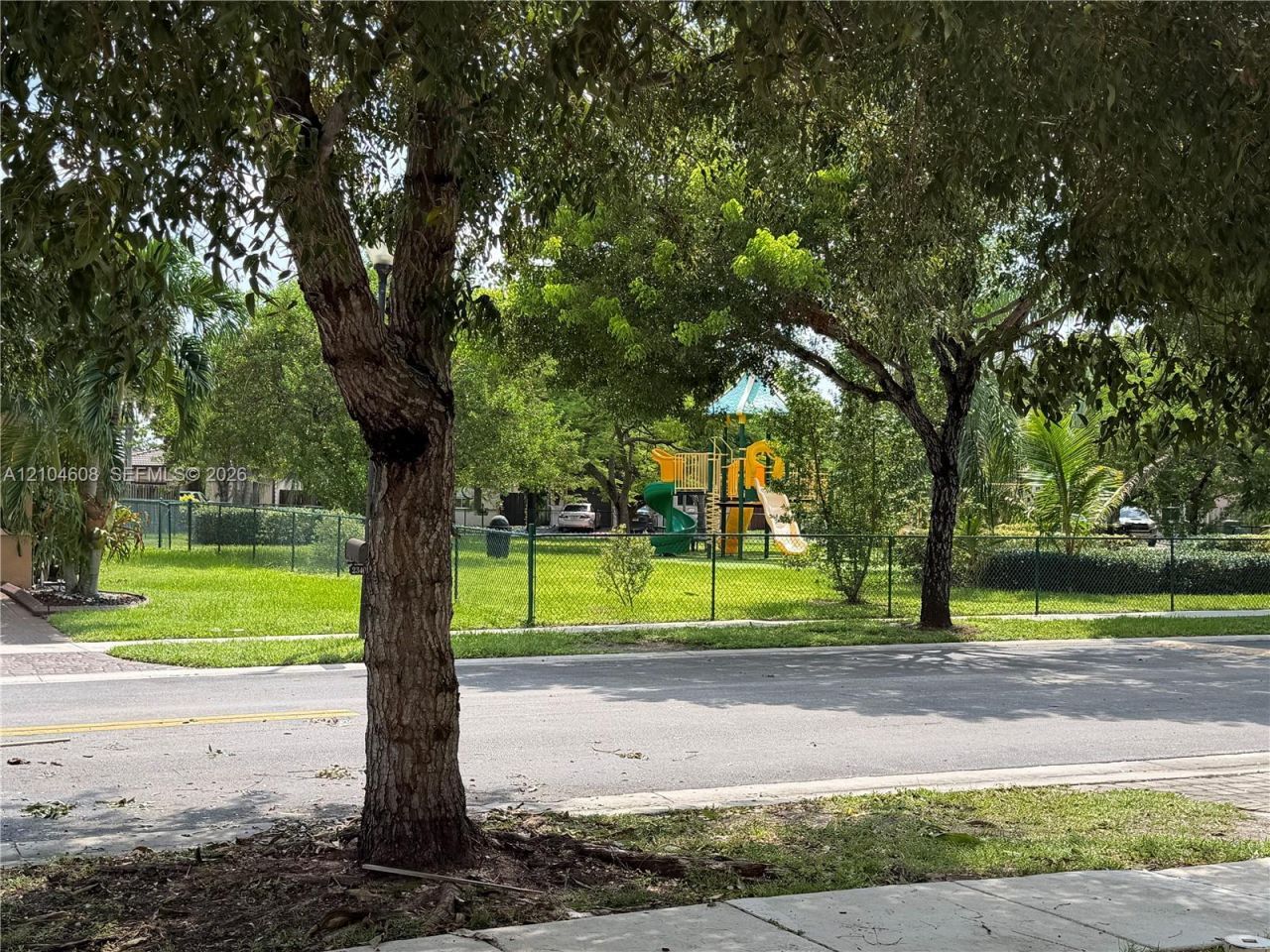 2333 NE 4th St, Homestead, FL 33033 Photo
