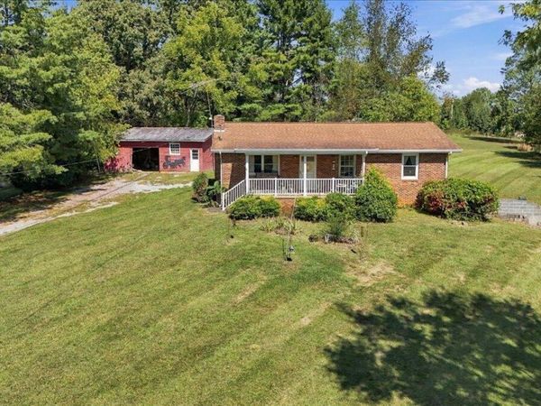 95 Barren Valley Road, Chuckey, TN 37641