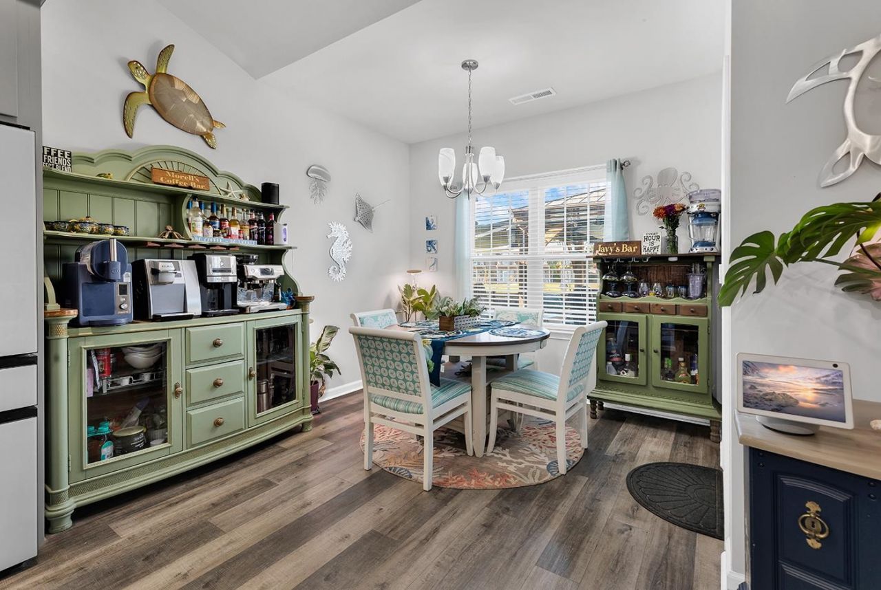 312 Lifestyle Court Photo 13