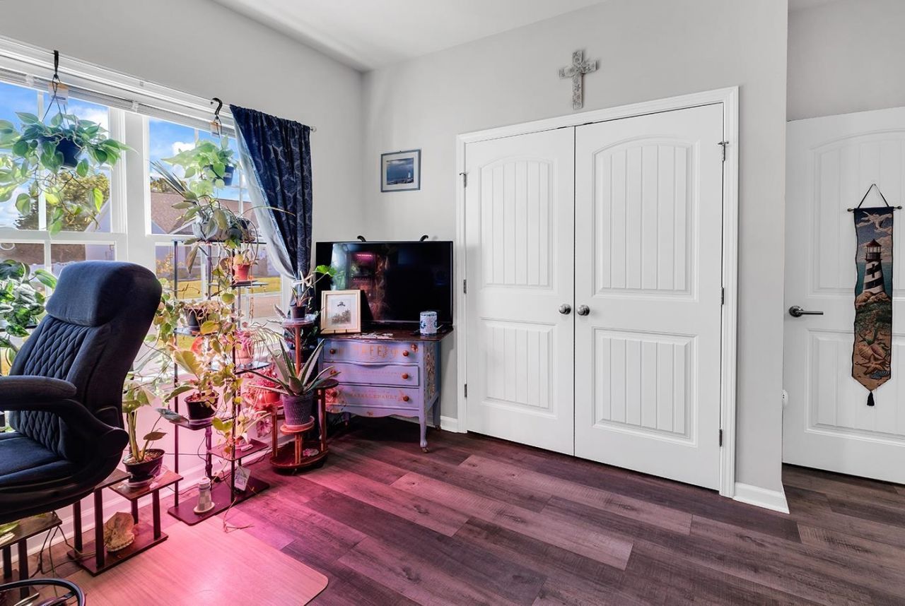 312 Lifestyle Court Photo 20
