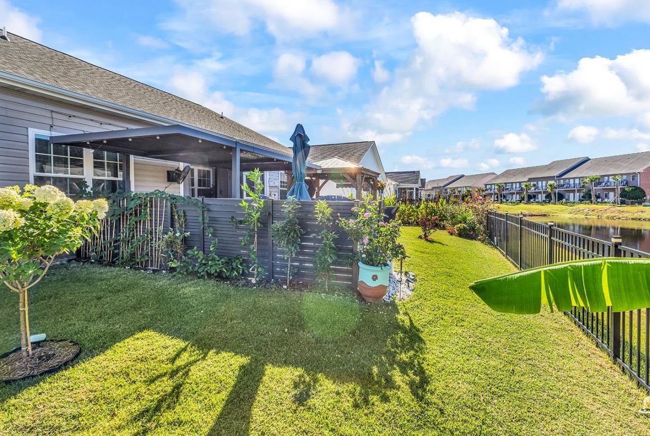 312 Lifestyle Court Photo 32
