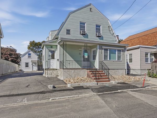 40 Bunker Hill Ave, Lowell, MA 01850