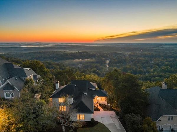 4350 Highborne Drive NE, Marietta, GA 30066