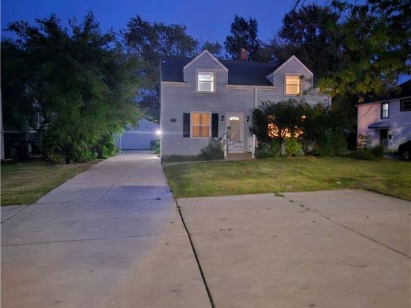 373 Niagara Falls Boulevard , Buffalo, NY 14226