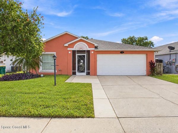 4364 Grand Meadows Boulevard , Melbourne, FL 32934