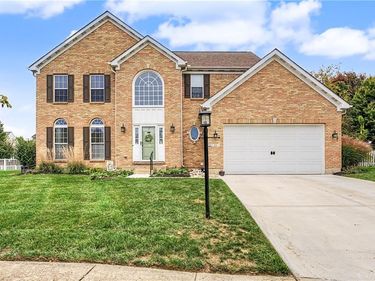 21 Meadows Drive, Springboro, OH 45066