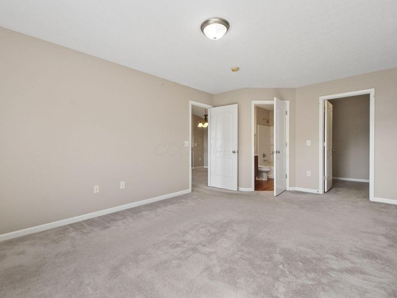 707 Hidden Springs Drive, Lewis Center, OH 43035 Photo 22