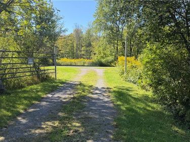 674 County Route 28 , Pulaski, NY 13142