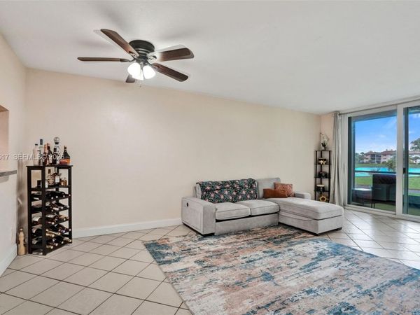 7860 NW 50th St , Unit 108, Lauderhill, FL 33351