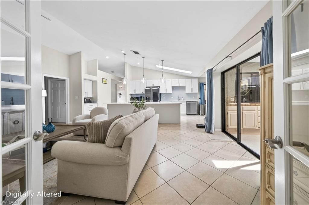 2370 Pine Woods Cir , Unit 35, Naples, FL 34105 Photo