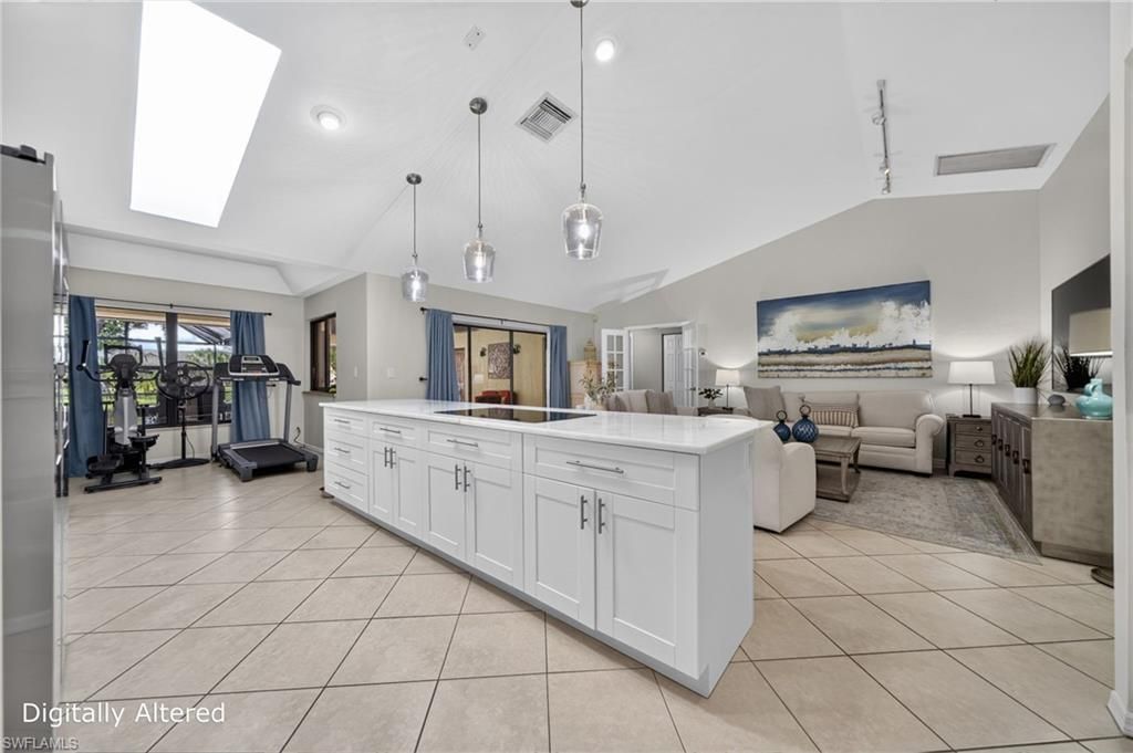 2370 Pine Woods Cir , Unit 35, Naples, FL 34105 Photo