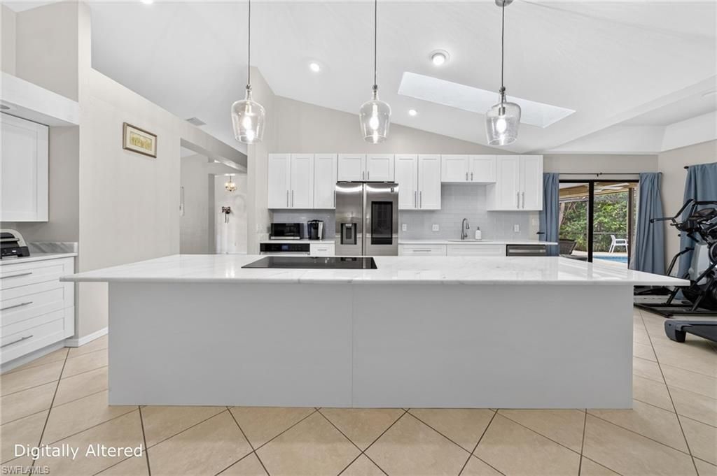 2370 Pine Woods Cir , Unit 35, Naples, FL 34105 Photo