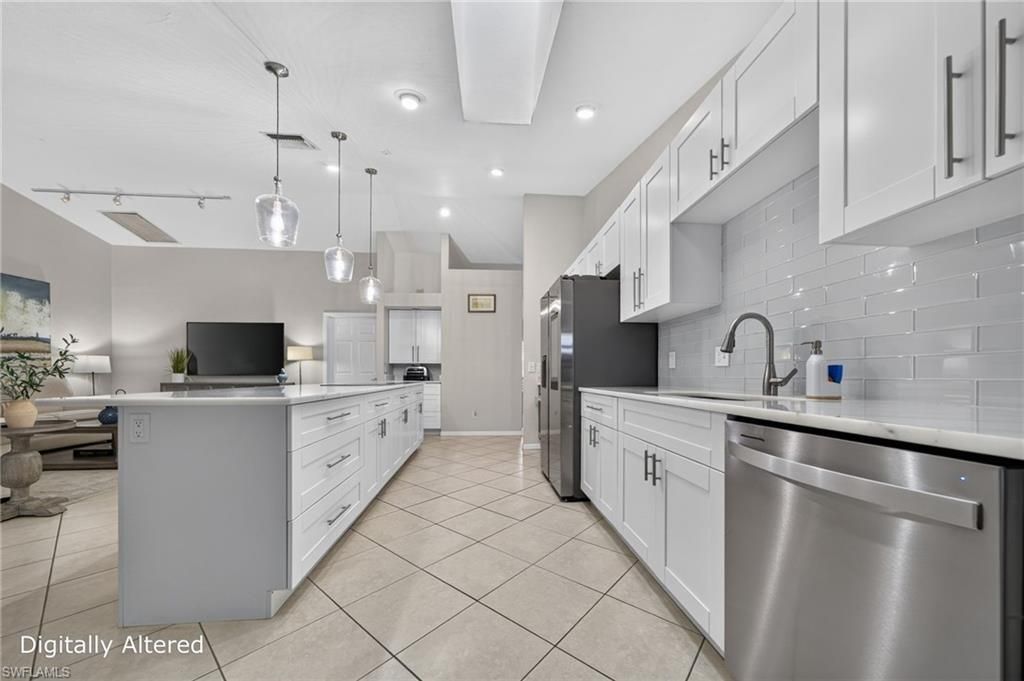 2370 Pine Woods Cir , Unit 35, Naples, FL 34105 Photo