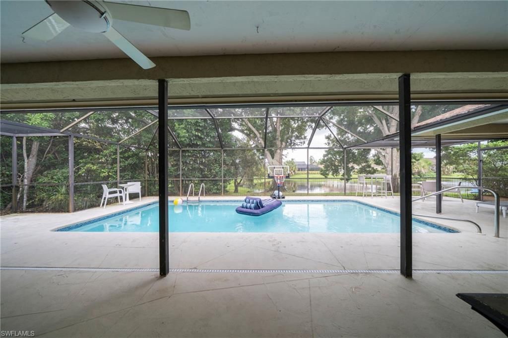 2370 Pine Woods Cir , Unit 35, Naples, FL 34105 Photo