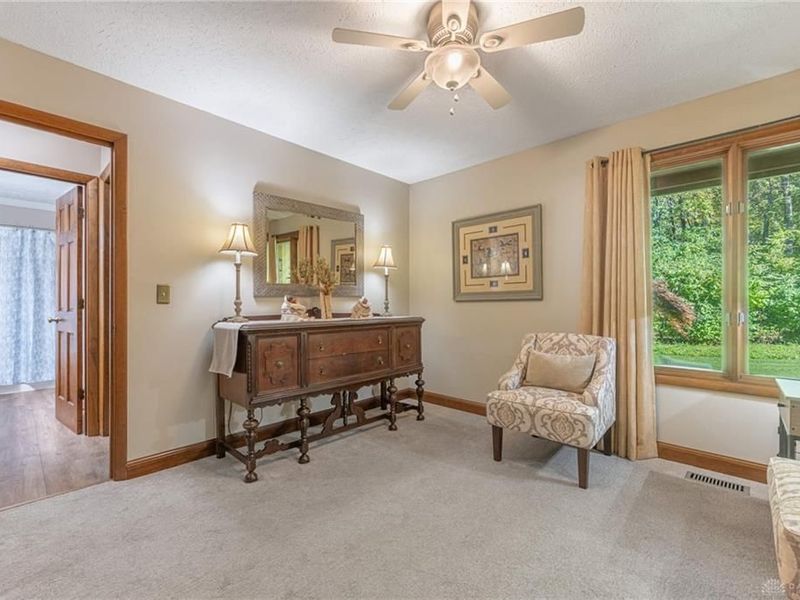 4093 Wagner Road, Sugarcreek Township, OH 45440 Photo 11