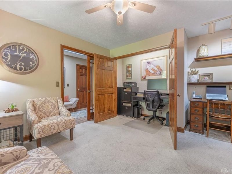 4093 Wagner Road, Sugarcreek Township, OH 45440 Photo 12