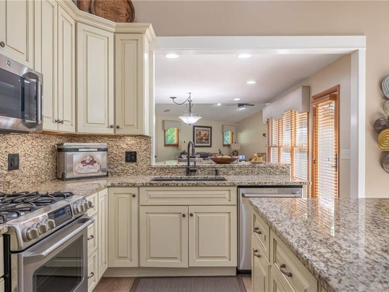 4093 Wagner Road, Sugarcreek Township, OH 45440 Photo 19