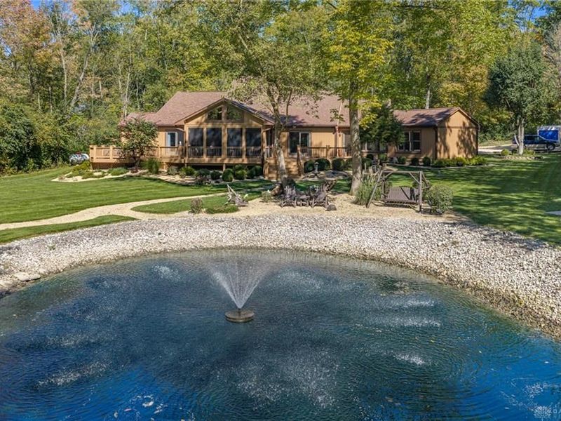 4093 Wagner Road, Sugarcreek Township, OH 45440 Photo 3