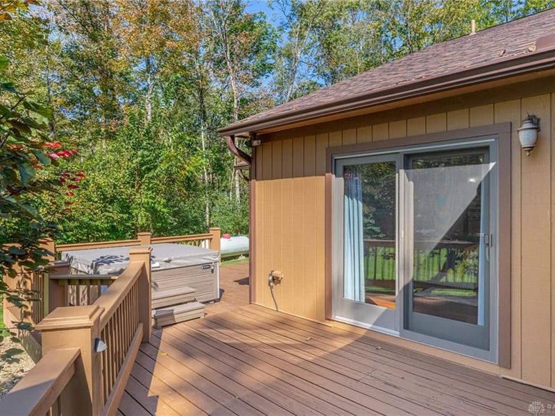 4093 Wagner Road, Sugarcreek Township, OH 45440 Photo 47
