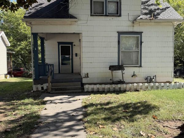 1032 Valley Street, Carthage, MO 64836