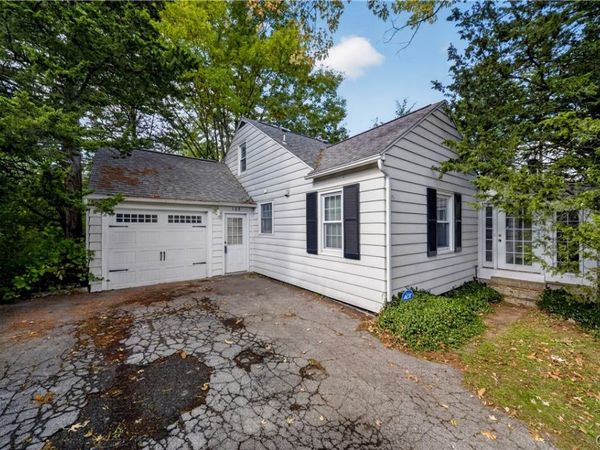105 Masters Road , Syracuse, NY 13214