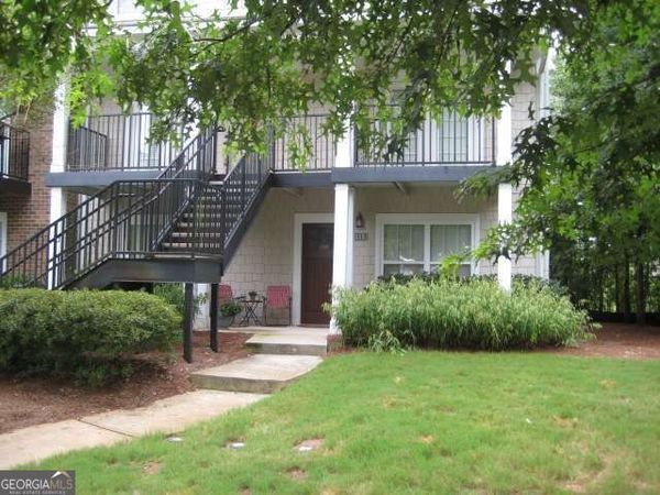 490 Barnett Shoals Road, Unit 202, Athens, GA 30605