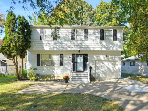 8321 Mentorwood Drive, Mentor, OH 44060