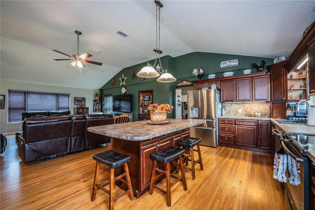 1633 Cherry Lane, Lakeland, FL 33811 Photo