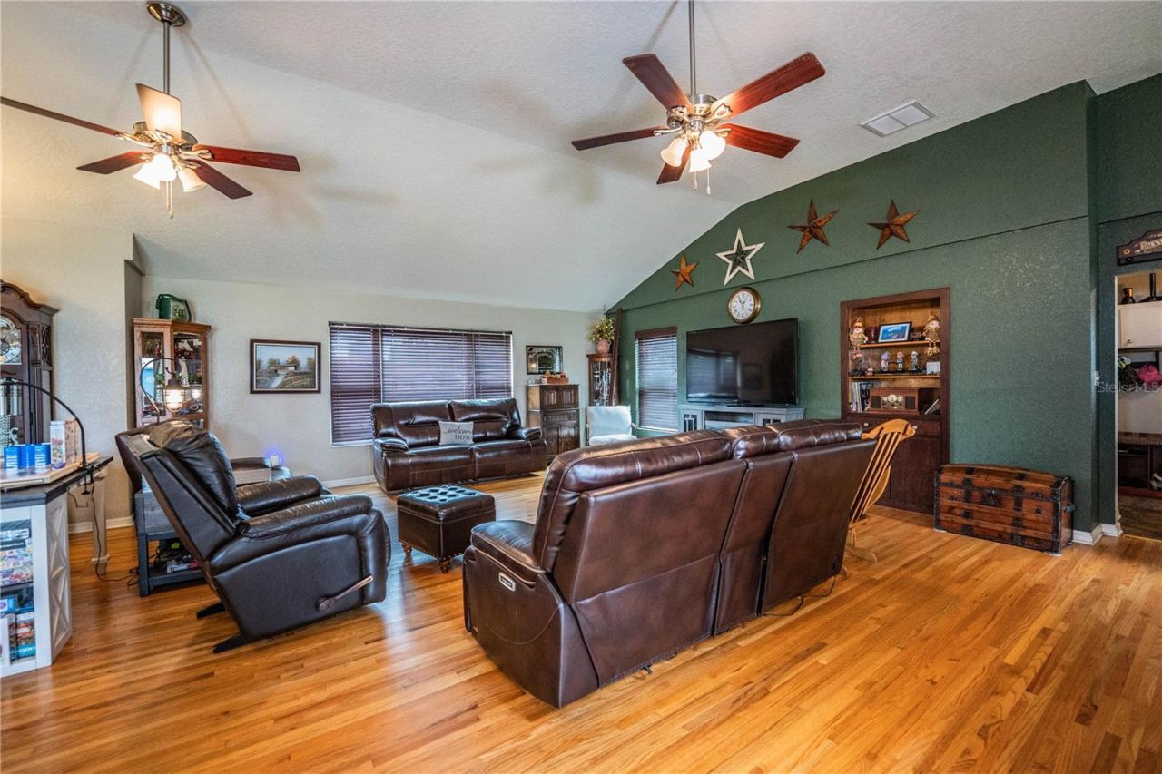 1633 Cherry Lane, Lakeland, FL 33811 Photo