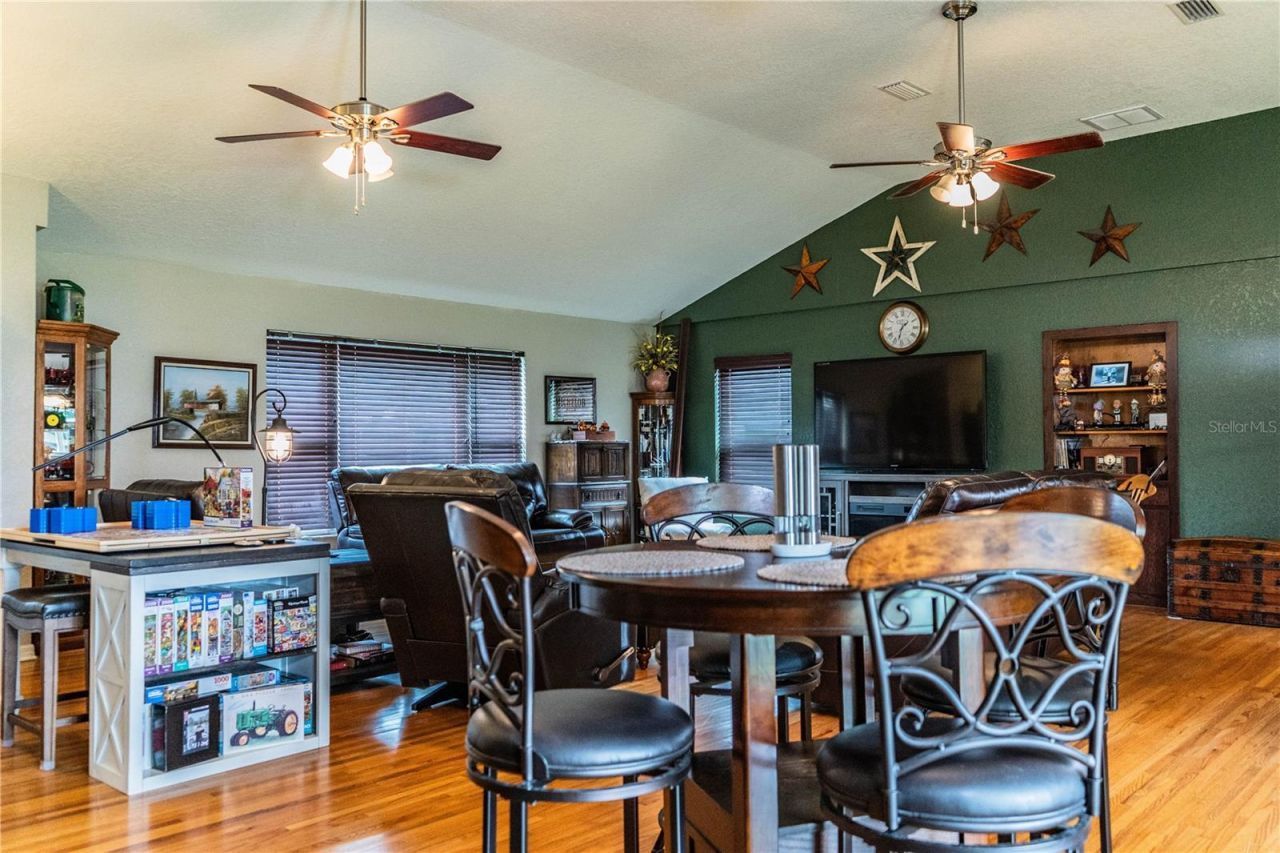1633 Cherry Lane, Lakeland, FL 33811 Photo