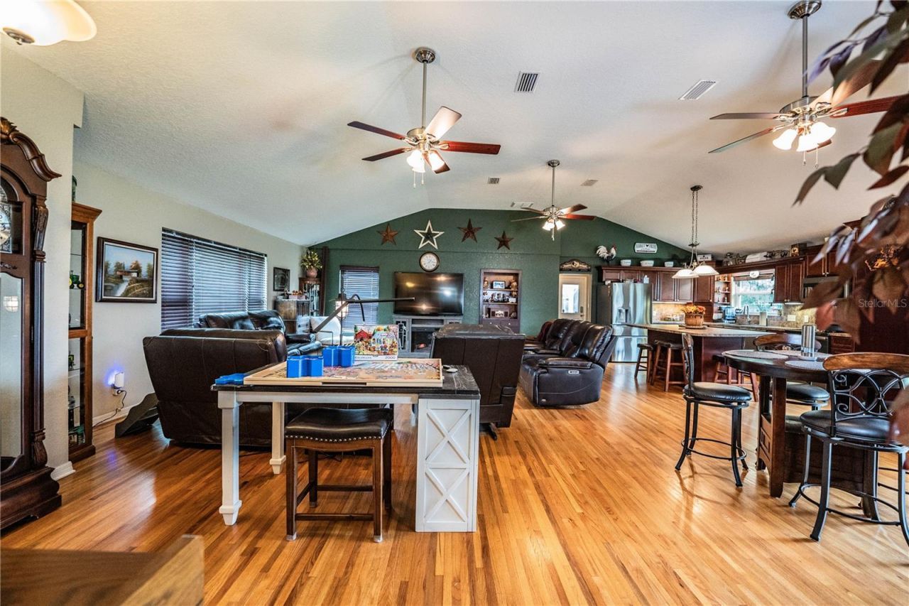 1633 Cherry Lane, Lakeland, FL 33811 Photo