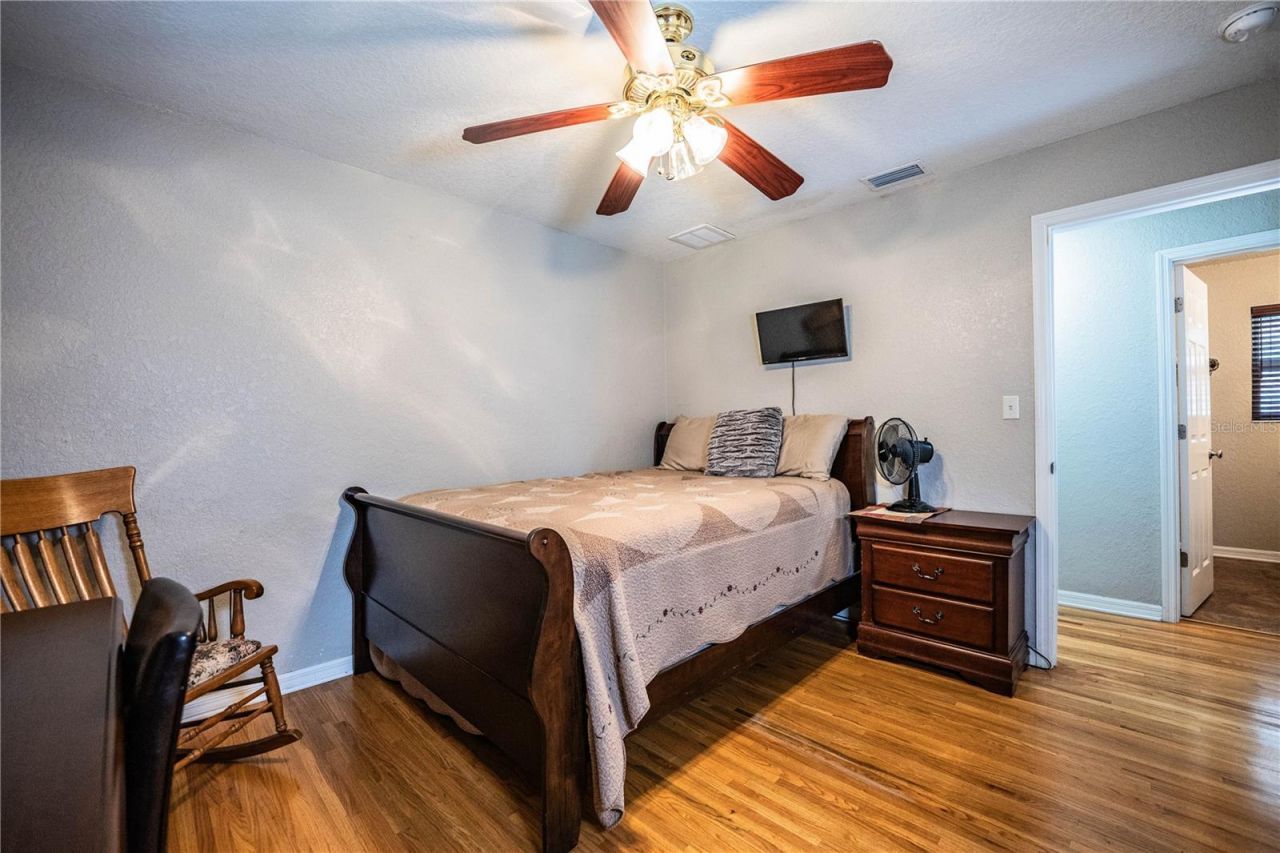 1633 Cherry Lane, Lakeland, FL 33811 Photo