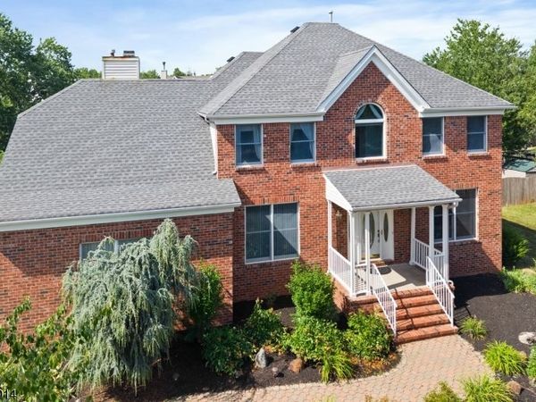 22 Wesley Rd, Hillsborough, NJ 08844