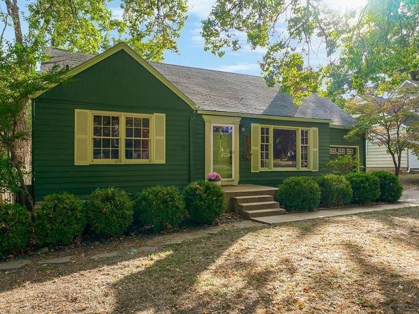 4117 W 53RD Terrace, Roeland Park, KS 66205