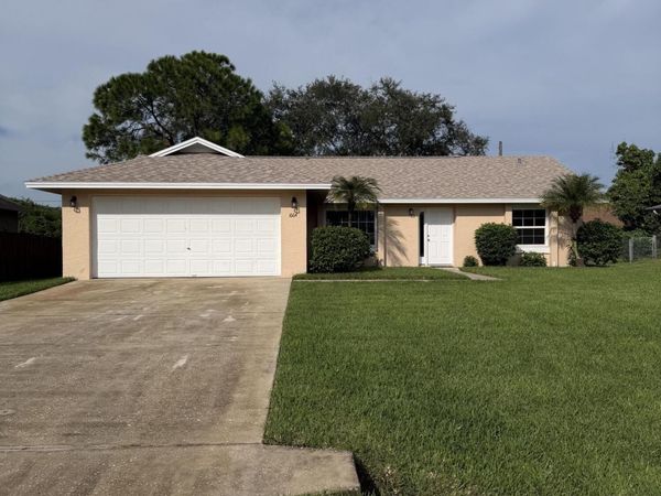 1664 NW Jacinto Avenue NW , Palm Bay, FL 32907