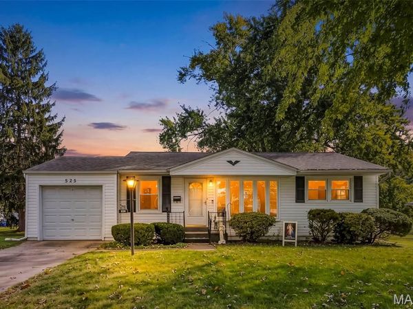 525 S Castello Street , Florissant, MO 63031