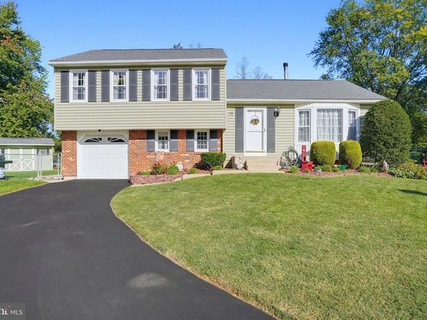 20 CHRISTINA COURT, BEAR, DE 19701